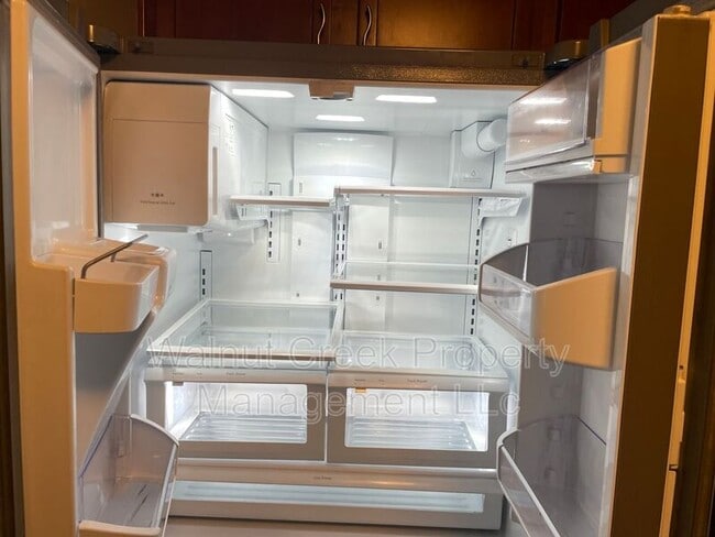 Building Photo - 7405 Battery Park Blvd