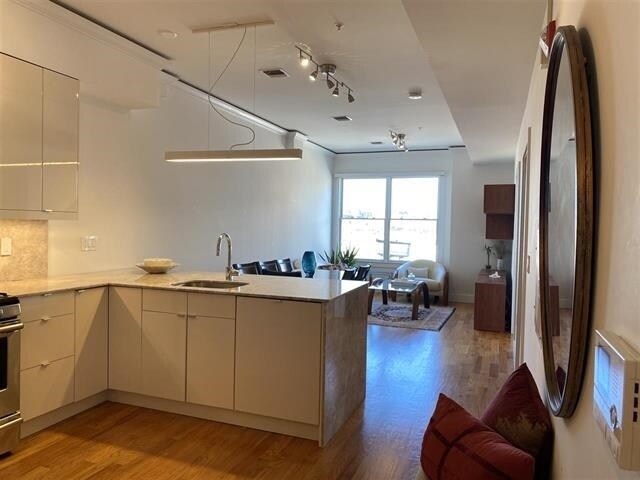 Building Photo - 349 3rd St