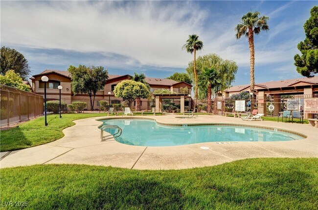 Building Photo - 5751 E Hacienda Ave