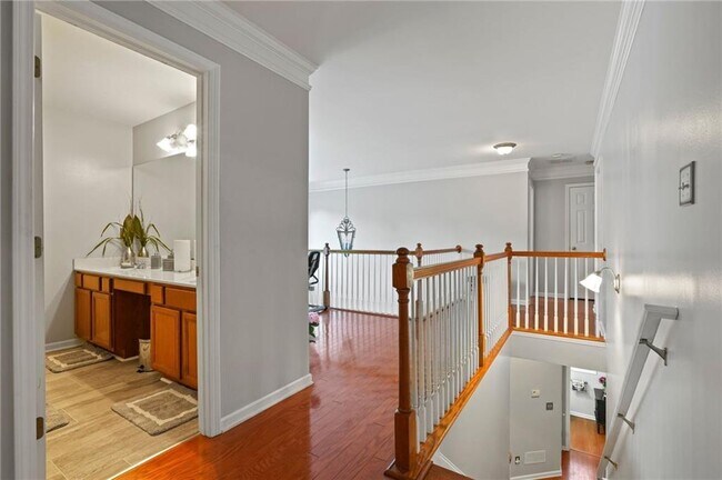 Building Photo - 3224 Wolf Club Ln SW