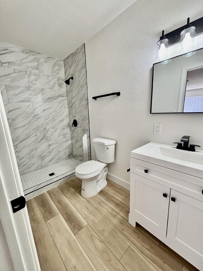 Building Photo - Remodeled 3-Bed Home with Private Studio, Driveway & Spacious Backyard!