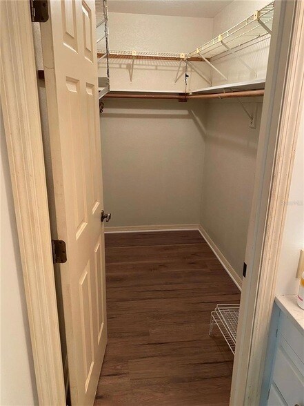 Building Photo - 9191 Gewant Blvd