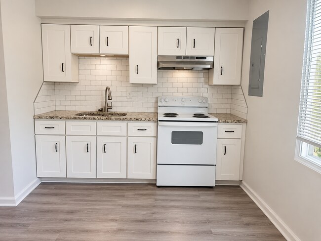 Building Photo - Wynnton Crossing Apartments