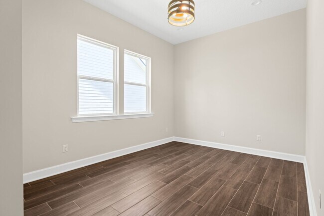 Building Photo - 489 Caiden Dr