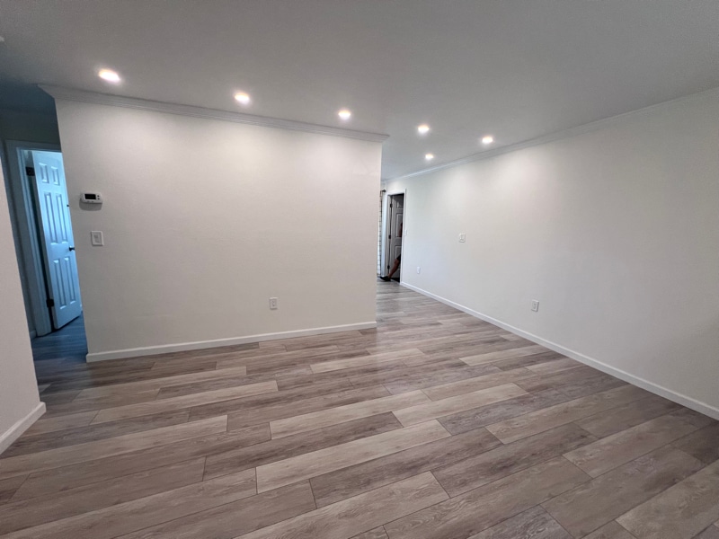 Building Photo - 3339 Van Nuys Loop