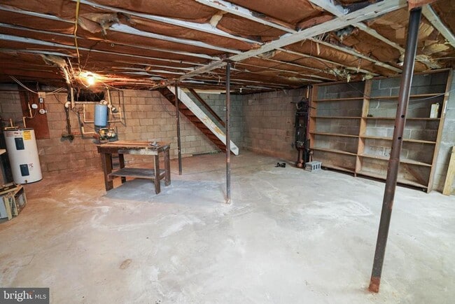 Building Photo - 510 Elberta Ave