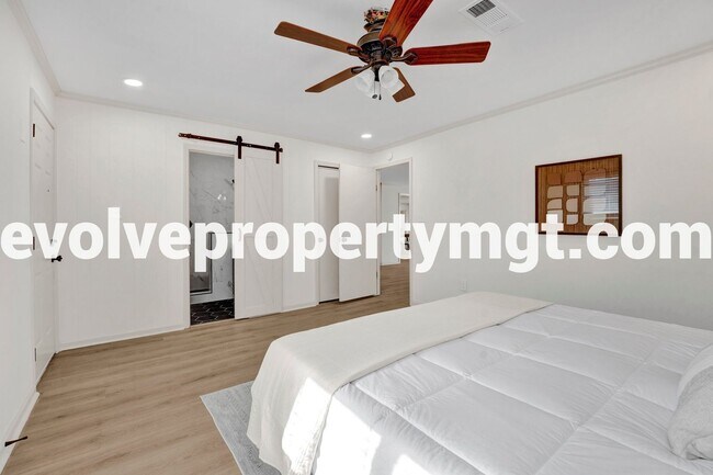 Building Photo - 1260 Cherrydale Cove