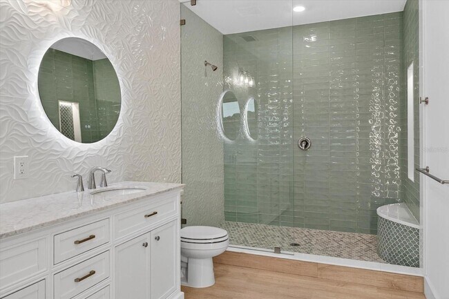 Building Photo - 207 Athens St