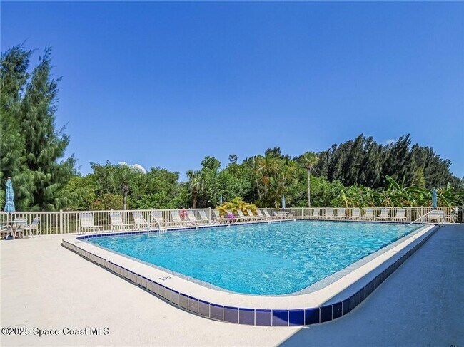 Building Photo - 47 Woodland Dr