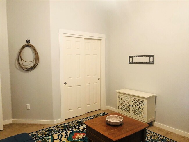 Building Photo - 16316 McAloon Way