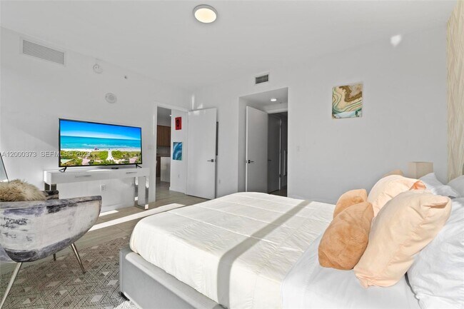 Building Photo - 3900 Biscayne Blvd