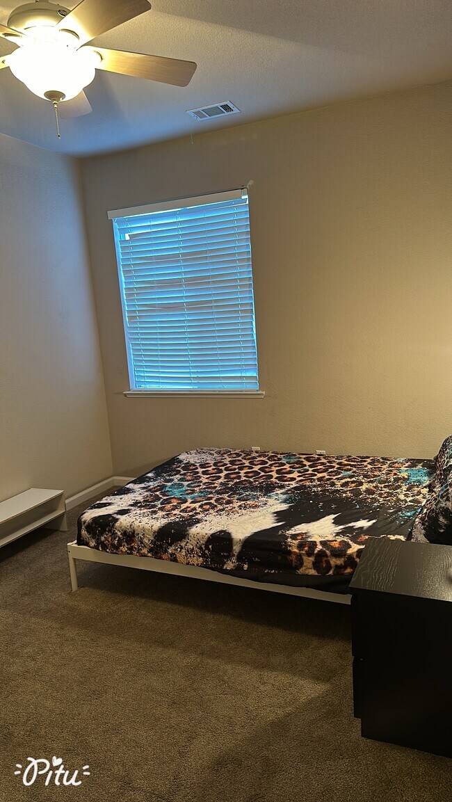 3rd Bedroom with Queen Size Bed + Walk In Closet - 9316 Caulfield Dr