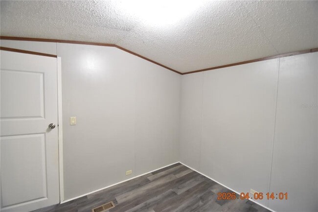 Building Photo - 7515 Symmes Rd