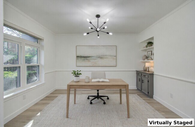 Building Photo - 1888 Saxony Ln