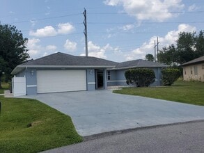 Building Photo - 26014 Ocelot Ln