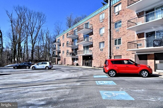 Building Photo - 120 N Bethlehem Pike