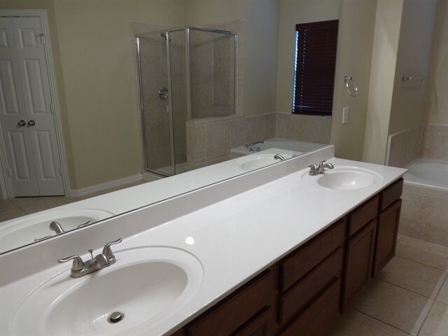 Building Photo - 408 Channel View Ct