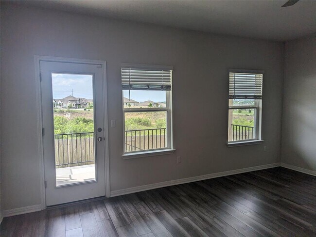 Building Photo - 6400 Rounded Pebble Ln