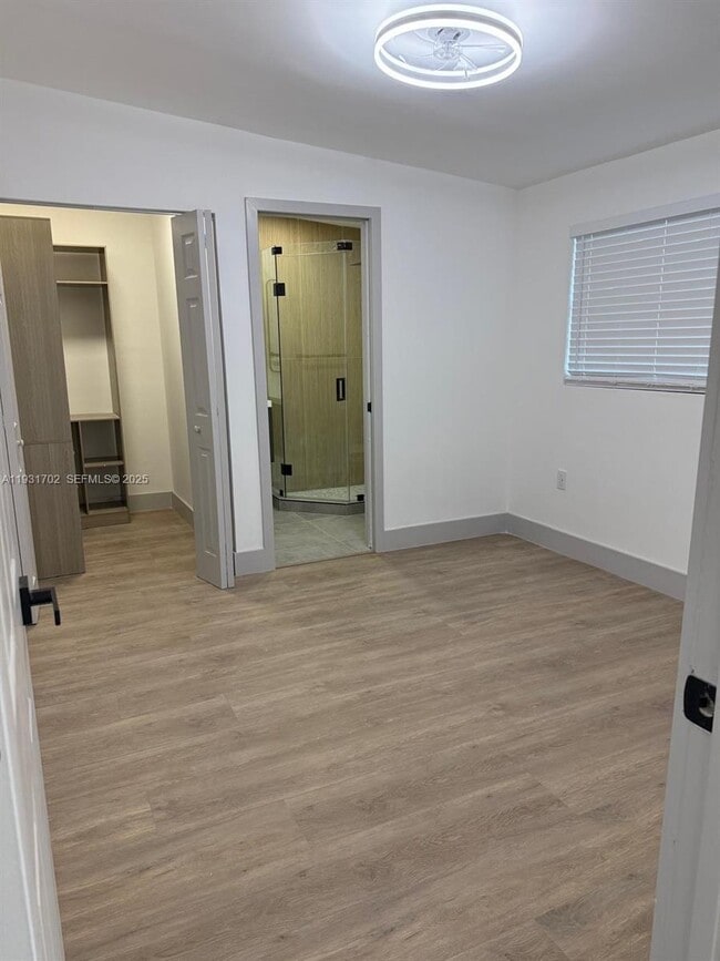 Building Photo - 6790 SW 17th St