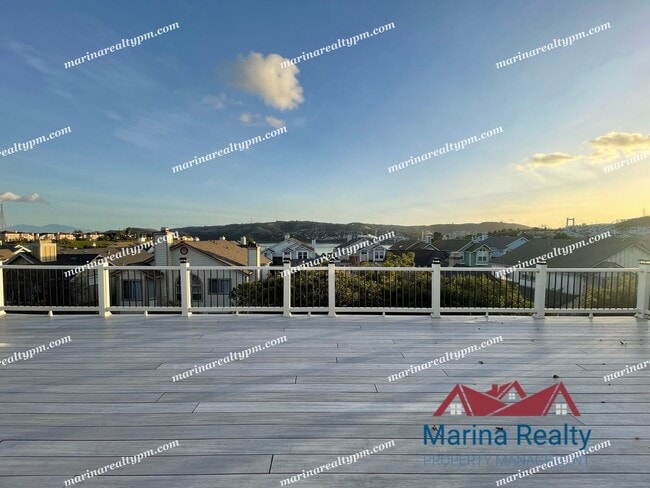 Building Photo - Available August 1st   Waterview Large Bal...