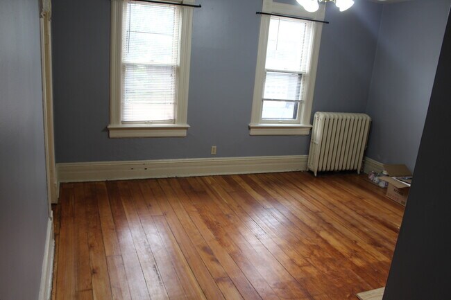 Building Photo - 1684 N Franklin Pl
