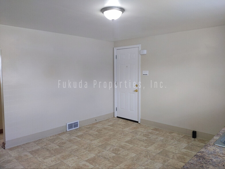 Kitchen entrance - 2490 Forest Ave
