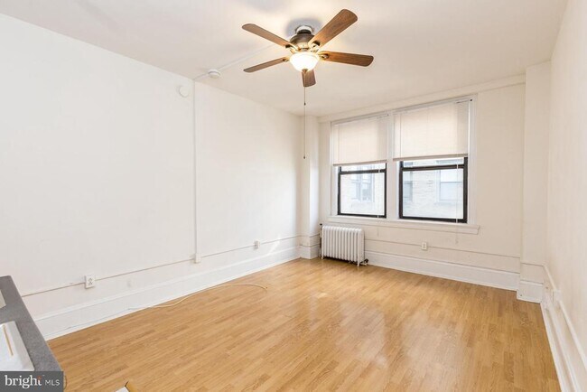 Building Photo - 1324 Locust St