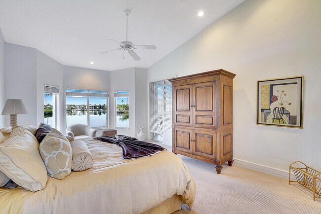 Building Photo - 2703 Captains Way