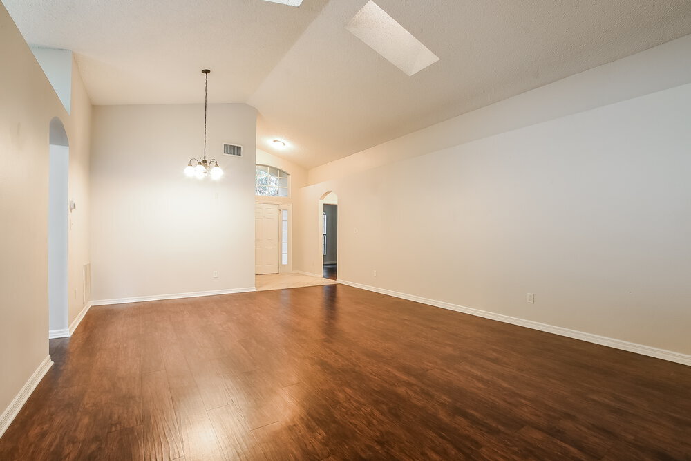 Building Photo - 92 Pine Forest Pl