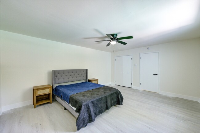 Building Photo - 8706 Bedworth Ln