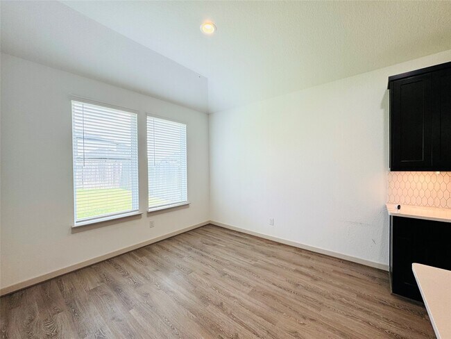 Building Photo - 3011 Jackmans Diamond
