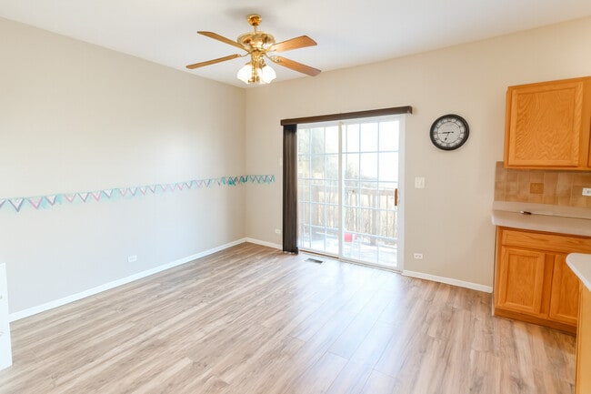 Building Photo - 518 Declaration Ln