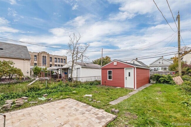 Building Photo - 2405 Burger St