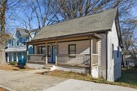 Building Photo - 698 Garibaldi St SW