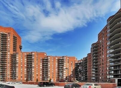 Building Photo - 616 Harmon Cove Tower
