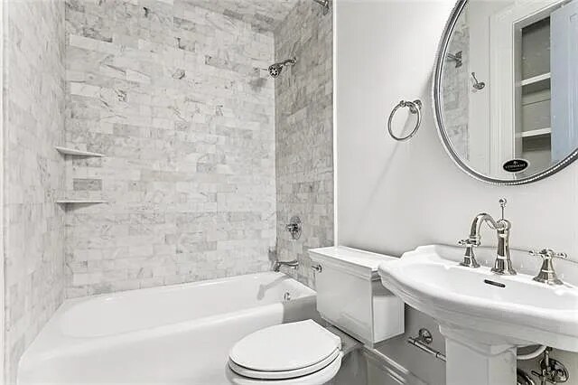 Building Photo - 632 Esplanade Ave