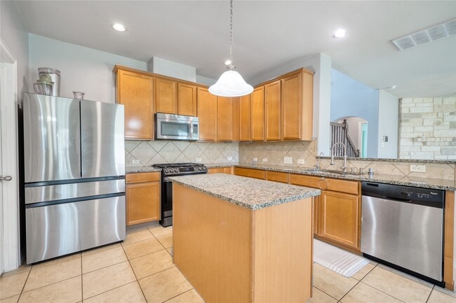 Building Photo - 4818 Seabird St