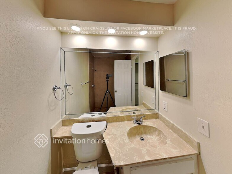 Building Photo - 17334 NW 62nd Ct