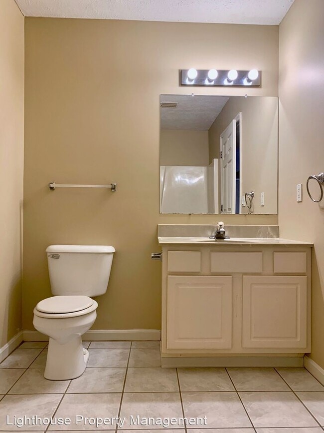 Building Photo - 2535 7th St