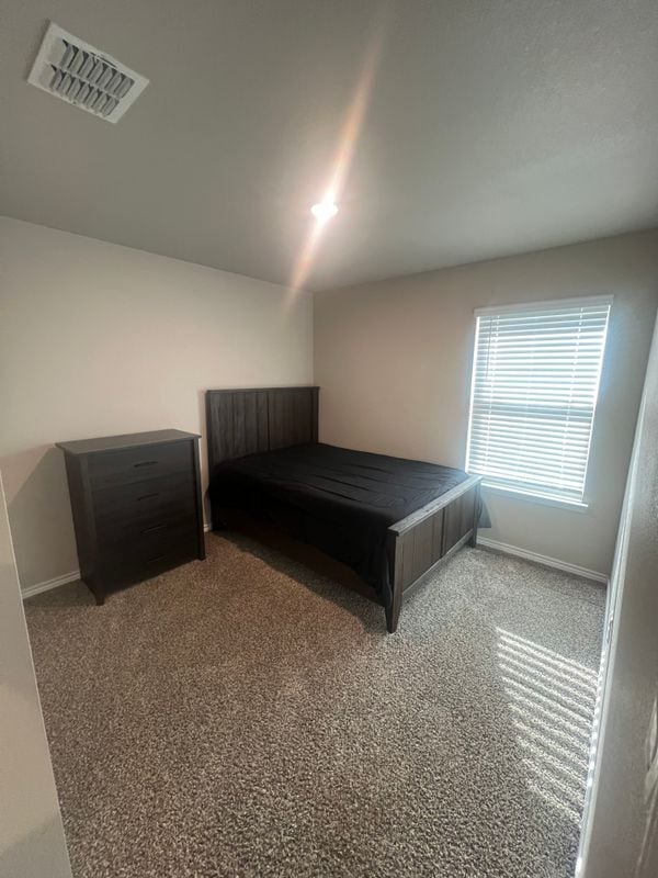 Building Photo - 7326 Star Gazer Dr