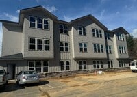 Building Photo - Willa Mountain Apartments