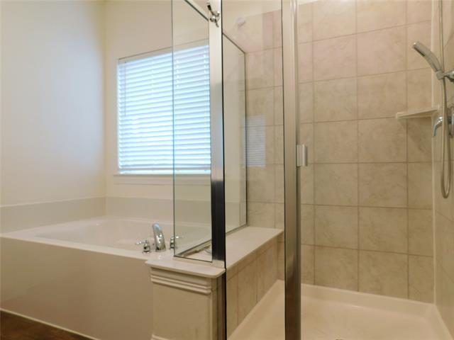 Building Photo - 11008 Culberson Dr