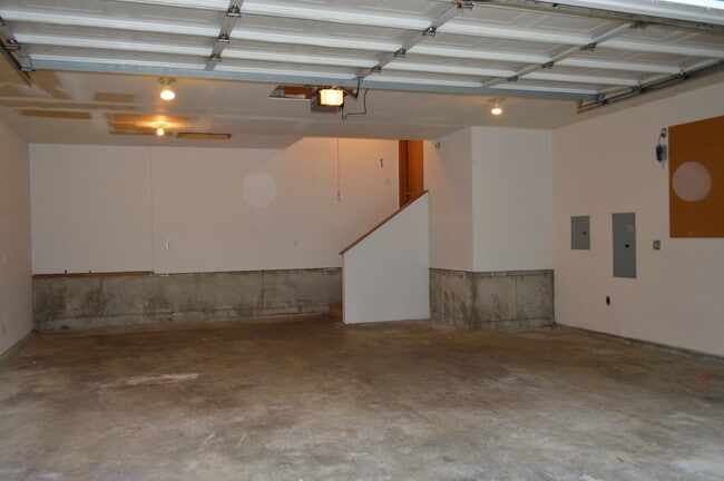 Building Photo - 11325 205th Ave E