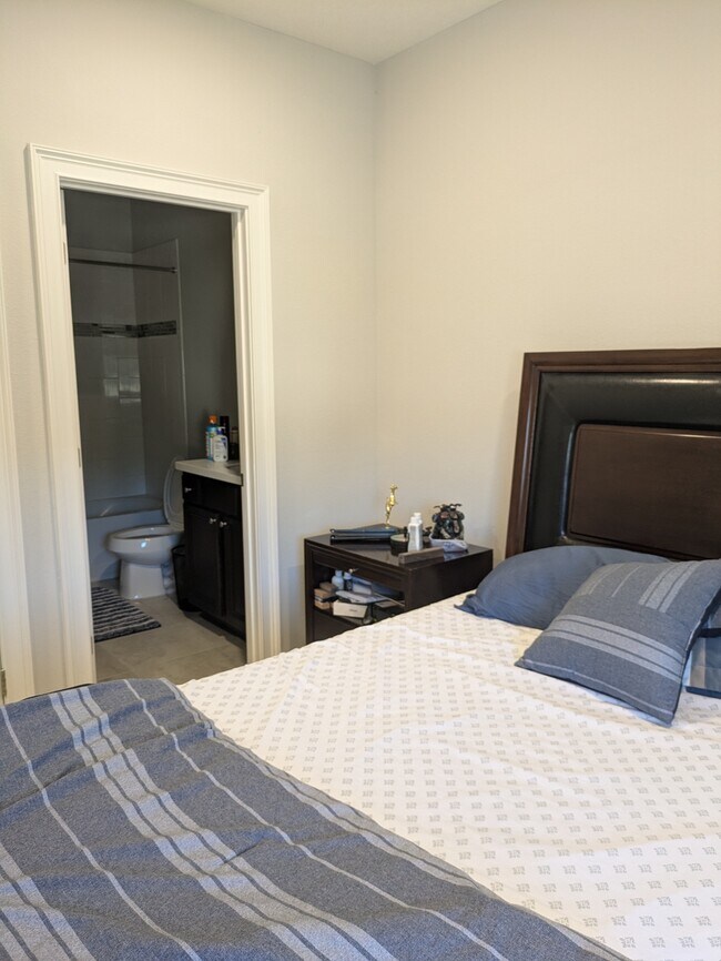 Building Photo - 78 Amalurra Trail