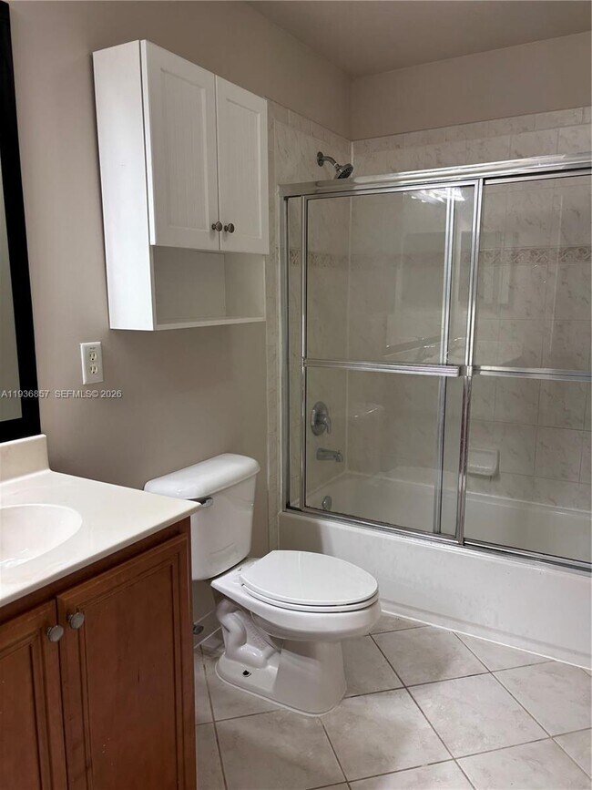 Building Photo - 5907 Abbey Rd