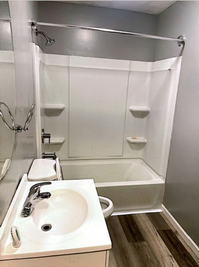 Building Photo - Available now! Great 2 bedroom with AC and detached garage!