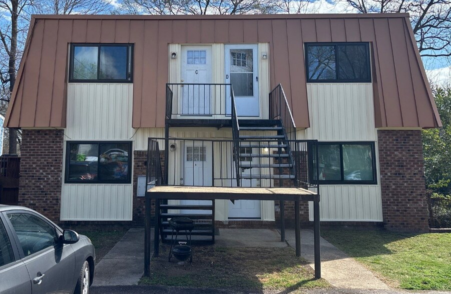 Building Photo - 115 Bart St