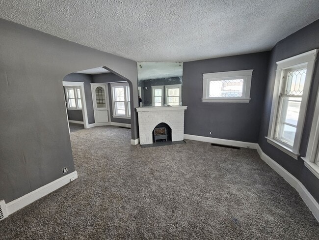 Building Photo - 778 Eddy Rd