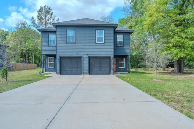 Building Photo - 110 Turner St