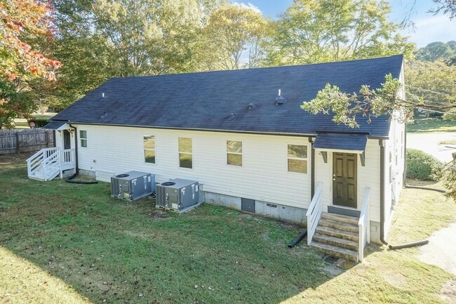 Building Photo - Mason Street